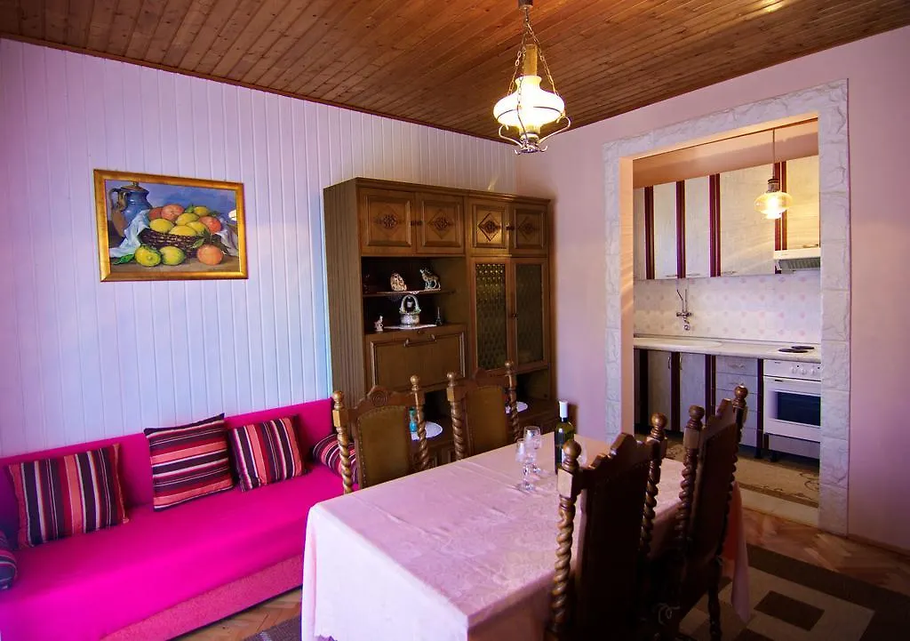 Guest house Apartment And Rooms Toka Zadar
