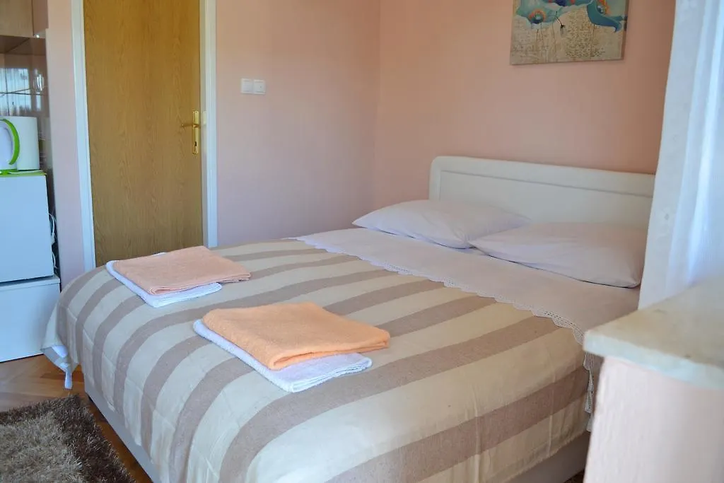 Apartment And Rooms Toka Zadar Croatia